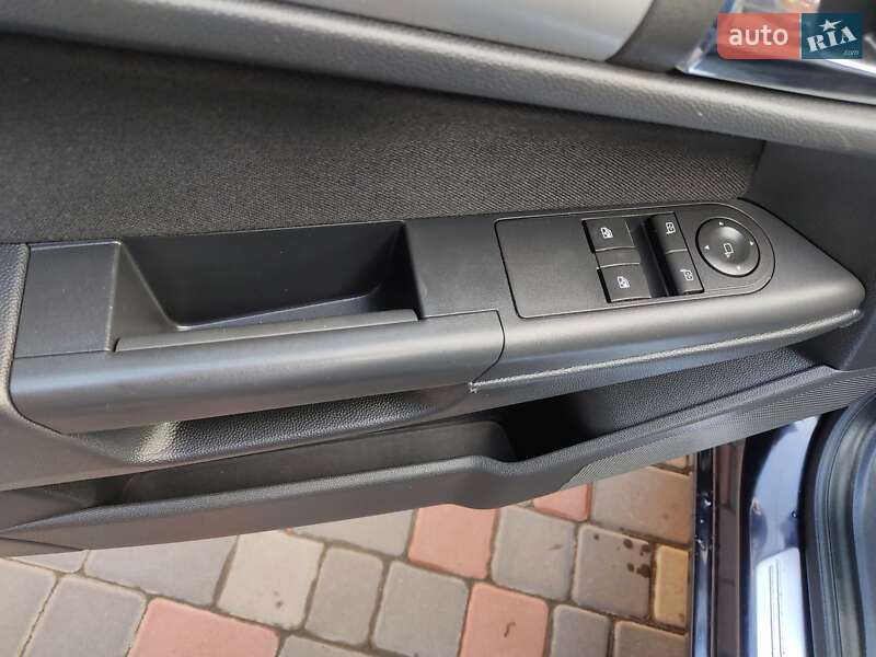 Универсал Opel Astra 2010 в Умани