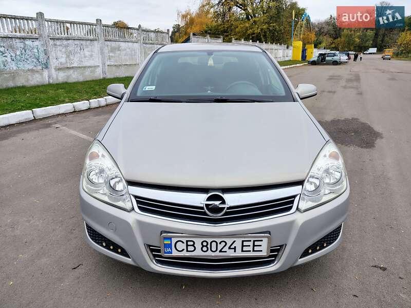 Хетчбек Opel Astra 2007 в Прилуках фото 7 Хетчбек Opel Astra 2007 в Прилуках