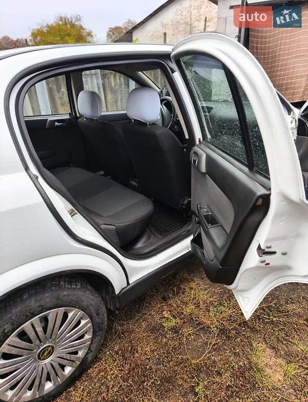 Седан Opel Astra 2007 в Машевке фото 12 Седан Opel Astra 2007 в Машевке