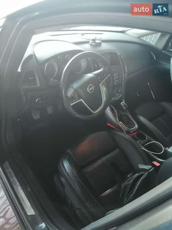 Хэтчбек Opel Astra 2010 в Шептицькому фото 2 Хэтчбек Opel Astra 2010 в Шептицькому