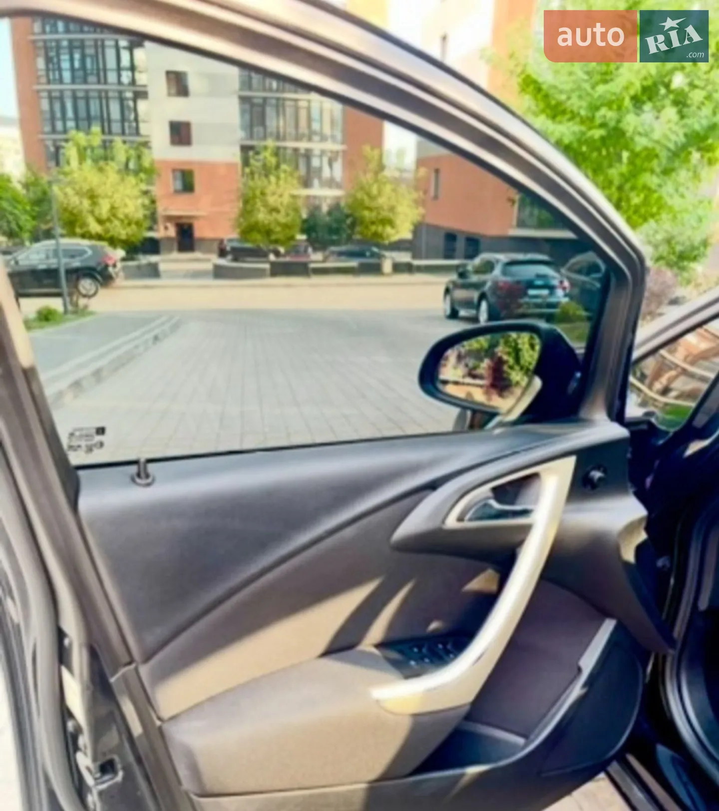 2012 Opel Astra - мініатюра 12