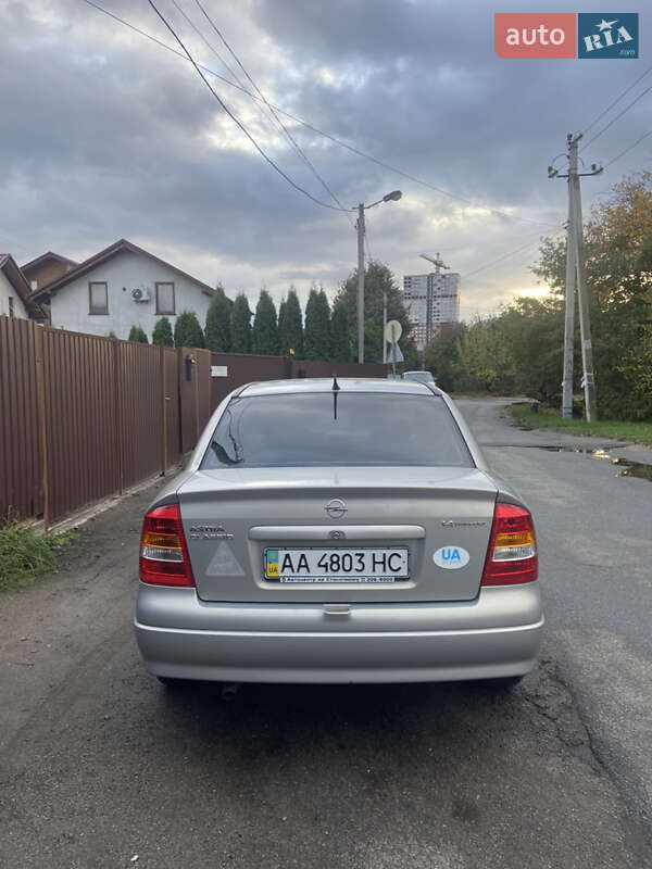 Седан Opel Astra 2008 в Києві фото 4 Седан Opel Astra 2008 в Києві