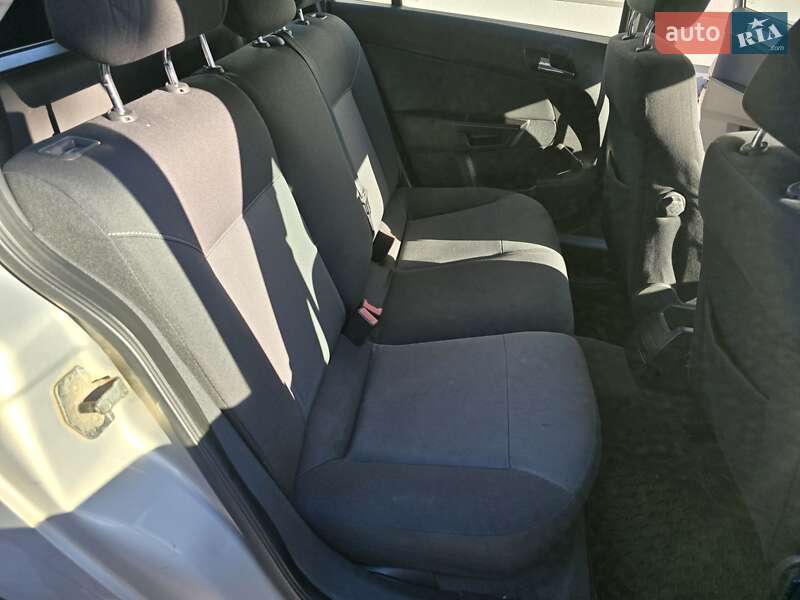 Універсал Opel Astra 2007 в Івано-Франківську