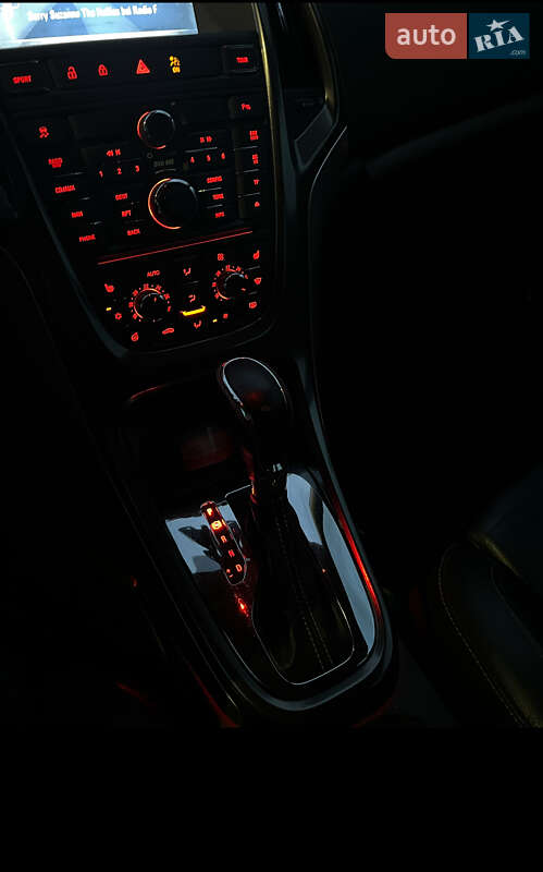 Хэтчбек Opel Astra 2010 в Киеве