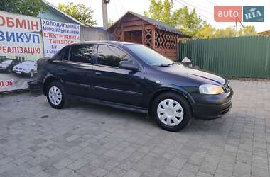 Седан Opel Astra 2008 в  фото 5 Седан Opel Astra 2008 в
