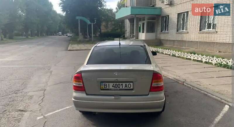 Седан Opel Astra 2007 в Кременчуці