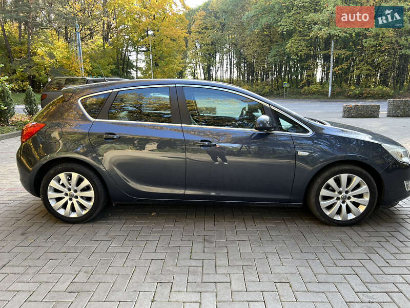 Хэтчбек Opel Astra 2009 в Луцке фото 3 Хэтчбек Opel Astra 2009 в Луцке