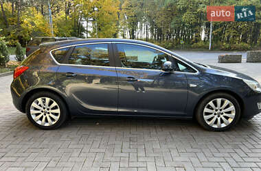 Хетчбек Opel Astra 2009 в  фото 3 Хетчбек Opel Astra 2009 в