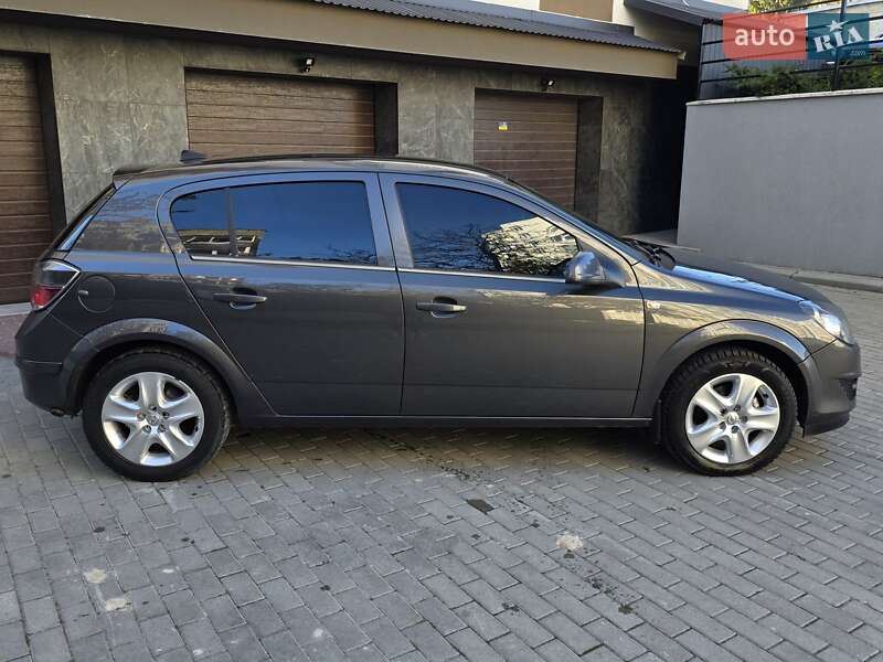 Хэтчбек Opel Astra 2012 в Тернополе фото 12 Хэтчбек Opel Astra 2012 в Тернополе