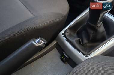 Хэтчбек Opel Astra 2012 в 