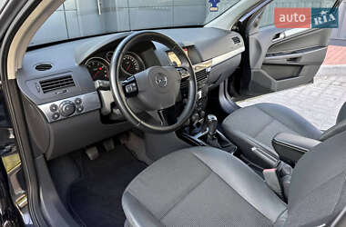 Універсал Opel Astra 2008 в  фото 23 Універсал Opel Astra 2008 в
