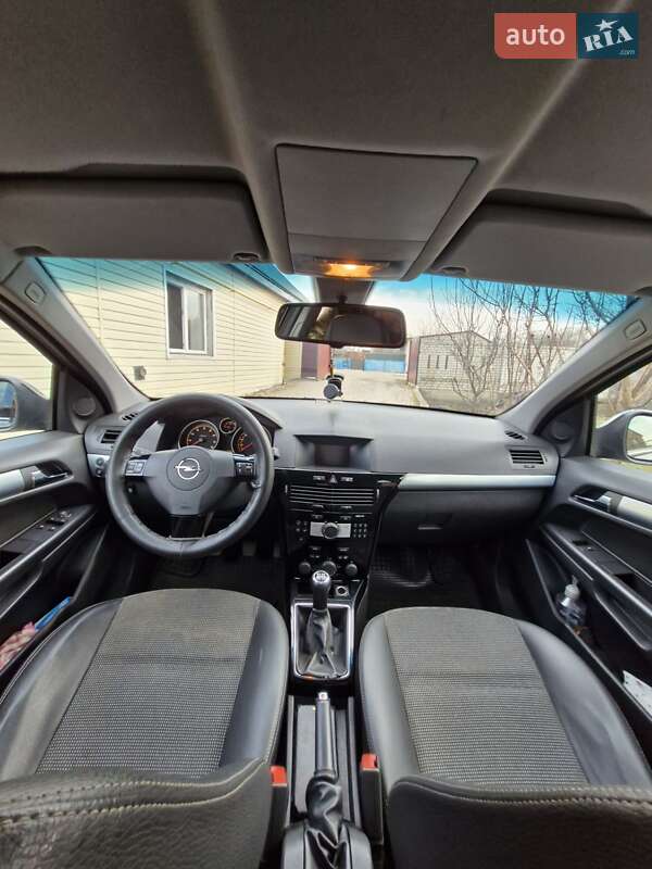 Универсал Opel Astra 2009 в Александрие фото 6 Универсал Opel Astra 2009 в Александрие