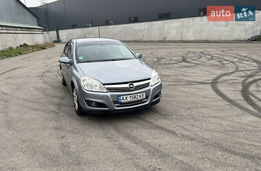 Opel Astra 2007
