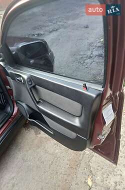 Седан Opel Astra 2003 в  фото 31 Седан Opel Astra 2003 в