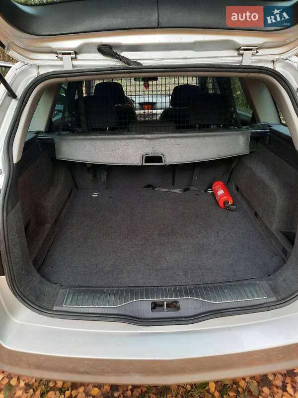 Универсал Opel Astra 2008 в Кременце