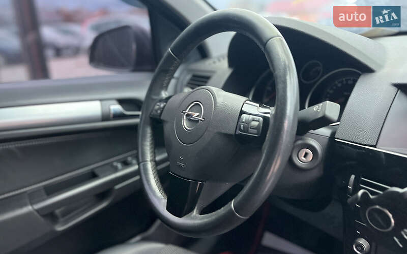 Хэтчбек Opel Astra 2010 в Коломые