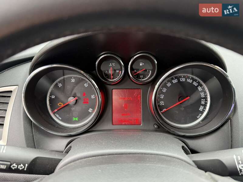 Универсал Opel Astra 2011 в Калиновке фото 12 Универсал Opel Astra 2011 в Калиновке