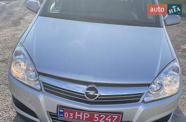 Универсал Opel Astra 2007 в Бучаче