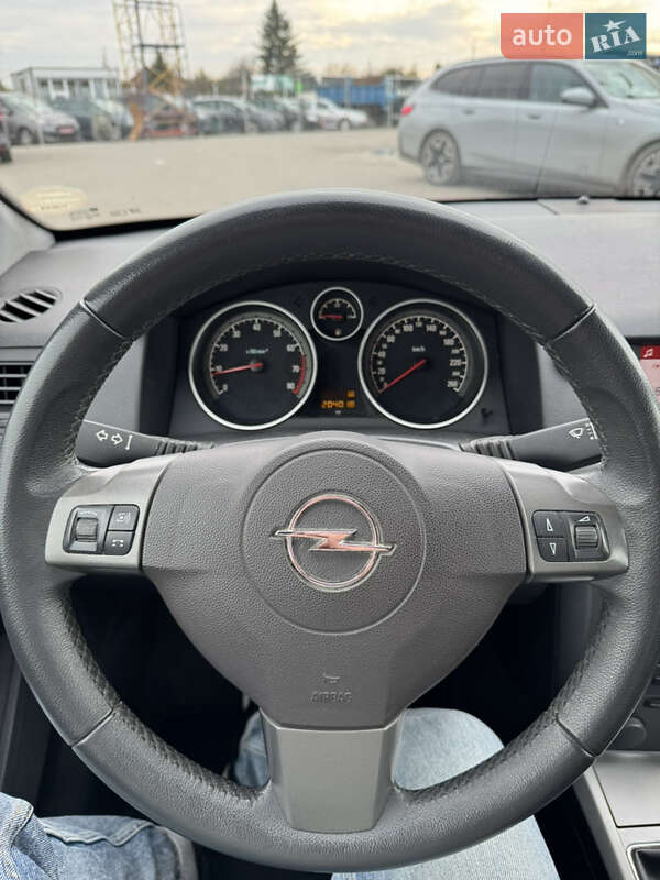 Универсал Opel Astra 2006 в Нововолынске фото 8 Универсал Opel Astra 2006 в Нововолынске