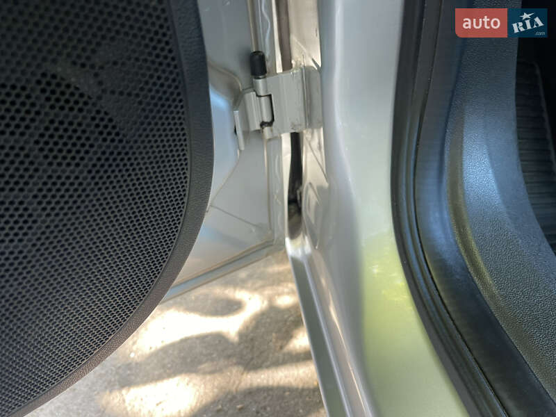 Хэтчбек Opel Astra 2005 в Киеве фото 30 Хэтчбек Opel Astra 2005 в Киеве