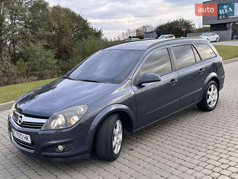 Універсал Opel Astra 2008 в Львові