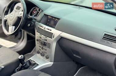 Универсал Opel Astra 2008 в 