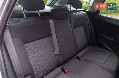 Універсал Opel Astra 2014 в 