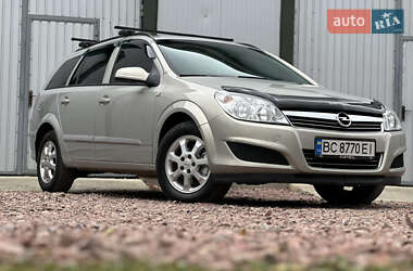 Универсал Opel Astra 2008 в Дрогобыче