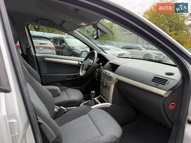Универсал Opel Astra 2007 в Виннице