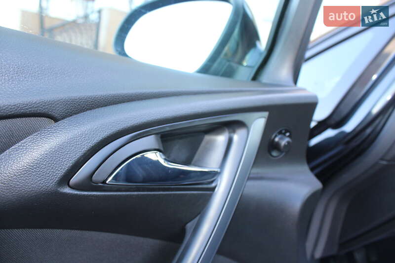 Універсал Opel Astra 2015 в Трускавці фото 59 Універсал Opel Astra 2015 в Трускавці