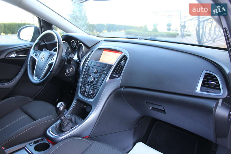 Універсал Opel Astra 2015 в Трускавці фото 95 Універсал Opel Astra 2015 в Трускавці