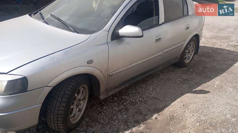 Хетчбек Opel Astra 2003 в Кривому Розі фото 2 Хетчбек Opel Astra 2003 в Кривому Розі