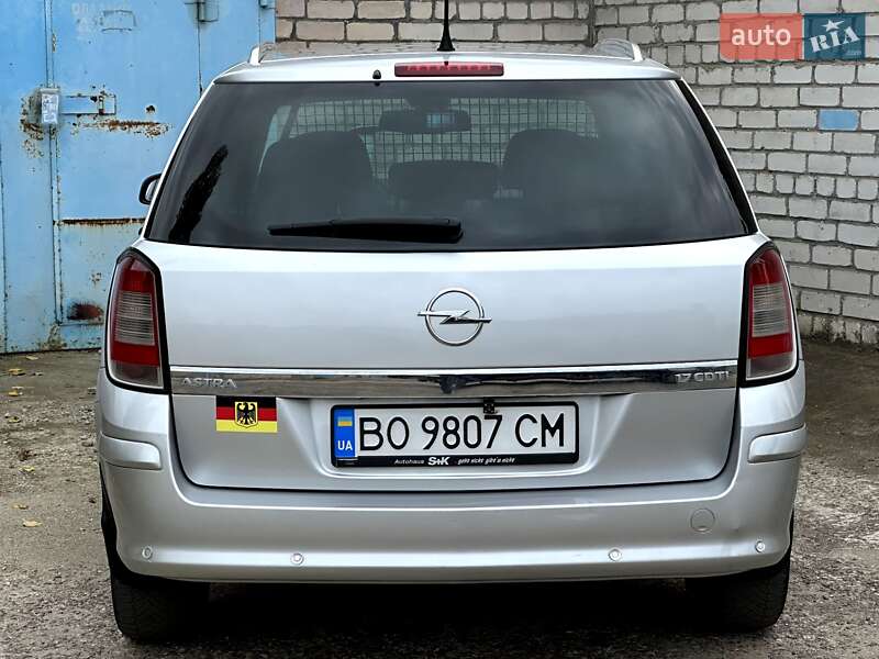 Универсал Opel Astra 2009 в Николаеве