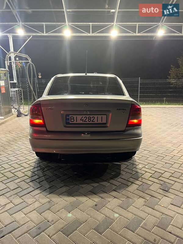 Седан Opel Astra 2005 в Полтаві фото 5 Седан Opel Astra 2005 в Полтаві
