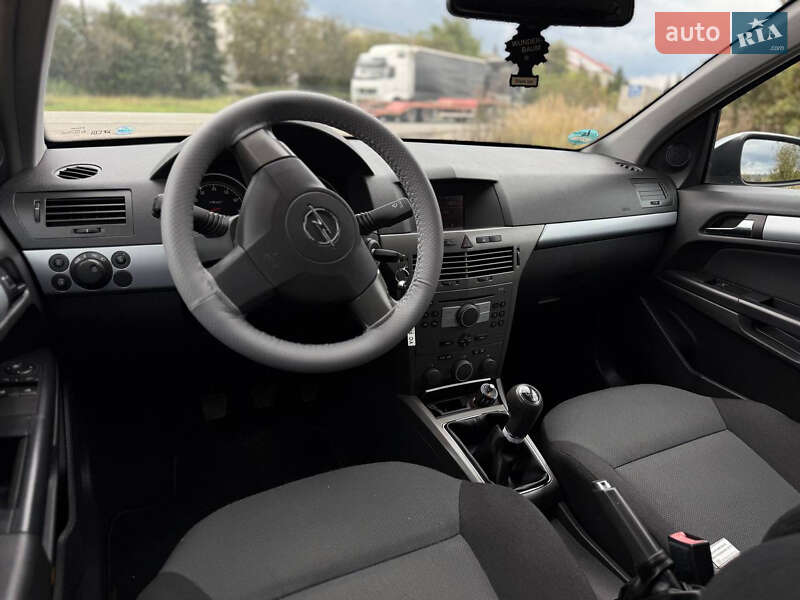 Универсал Opel Astra 2005 в Тернополе фото 39 Универсал Opel Astra 2005 в Тернополе