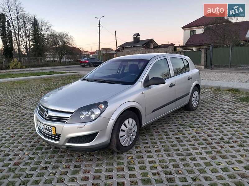 Хетчбек Opel Astra 2009 в Коломиї фото Хетчбек Opel Astra 2009 в Коломиї