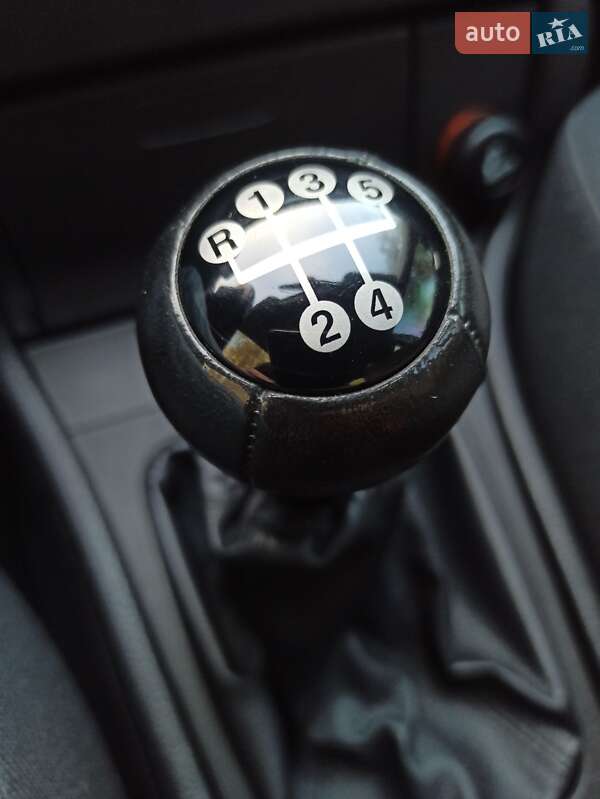 Седан Opel Astra 2007 в Кременчуці