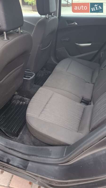 Універсал Opel Astra 2011 в Бердичеві фото 4 Універсал Opel Astra 2011 в Бердичеві