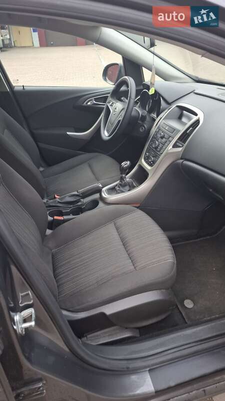 Універсал Opel Astra 2011 в Бердичеві фото 14 Універсал Opel Astra 2011 в Бердичеві