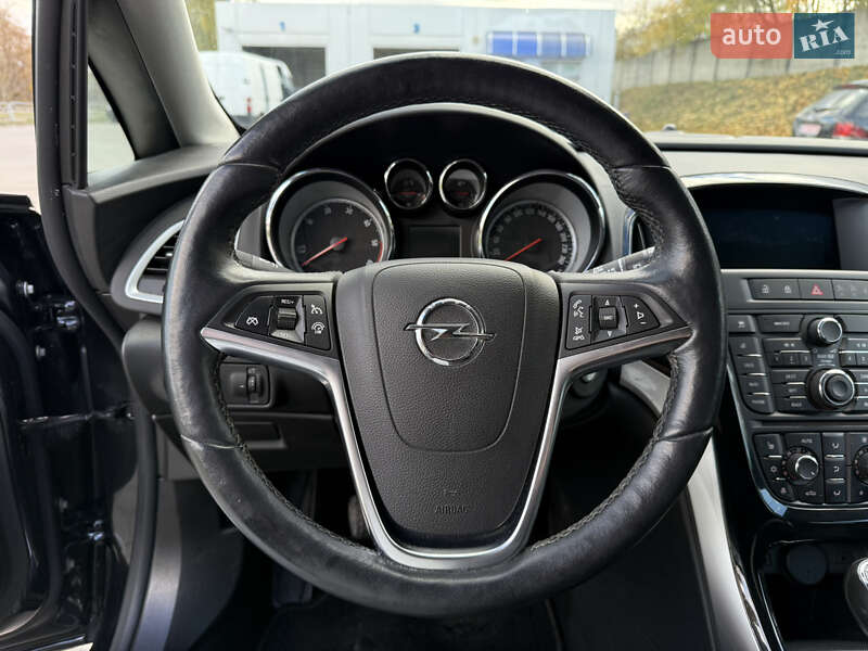 Универсал Opel Astra 2016 в Тернополе