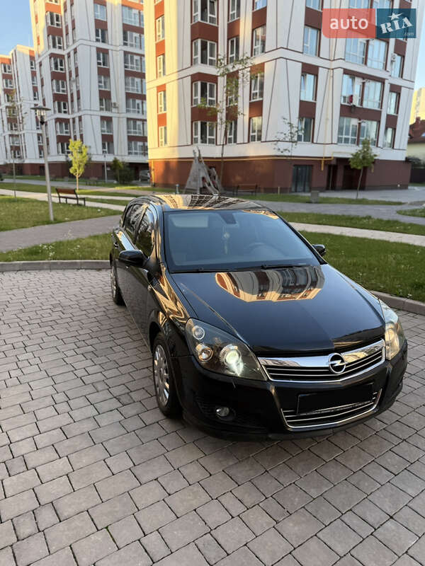 Opel Astra 2009