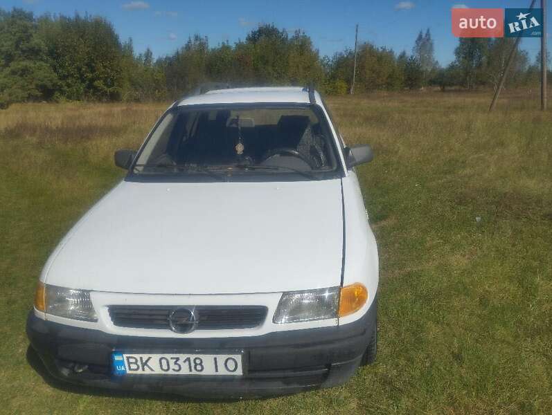 Універсал Opel Astra 1993 в Сарнах фото 17 Універсал Opel Astra 1993 в Сарнах
