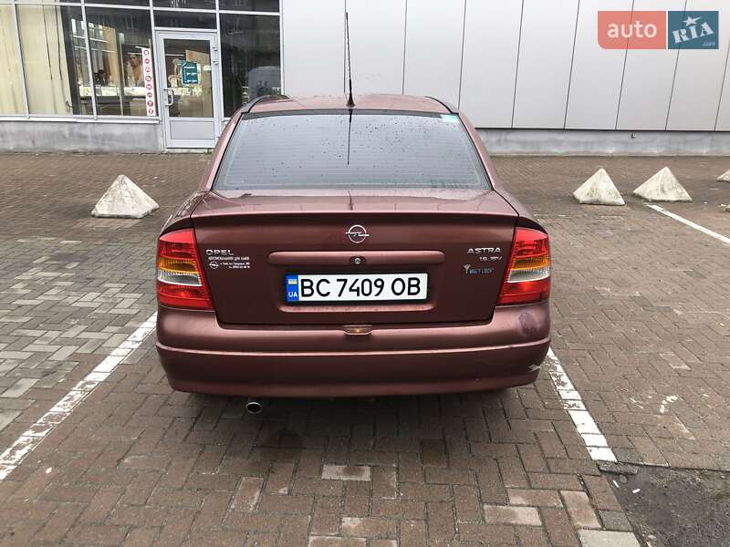 Седан Opel Astra 2001 в Львове