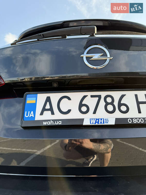 Універсал Opel Astra 2016 в Луцьку