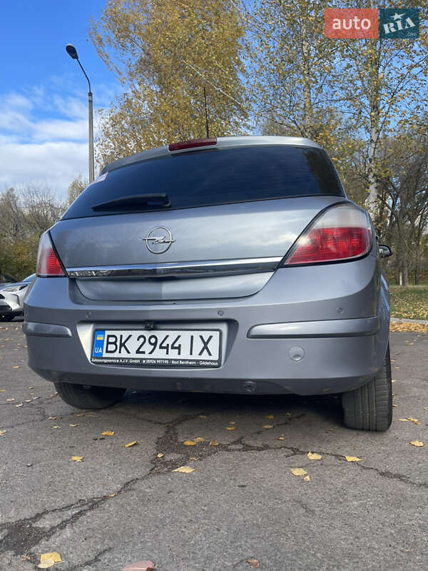 Хетчбек Opel Astra 2004 в Рівному фото 8 Хетчбек Opel Astra 2004 в Рівному
