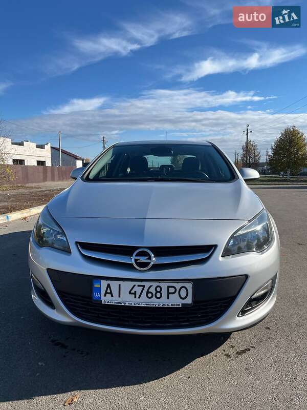 Седан Opel Astra 2016 в Буче фото 3 Седан Opel Astra 2016 в Буче