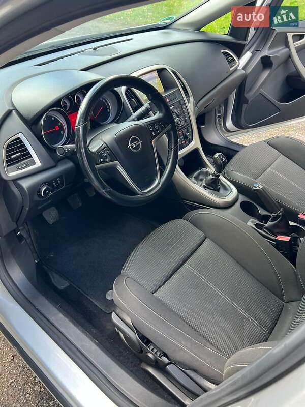 Универсал Opel Astra 2011 в Стрые фото 21 Универсал Opel Astra 2011 в Стрые