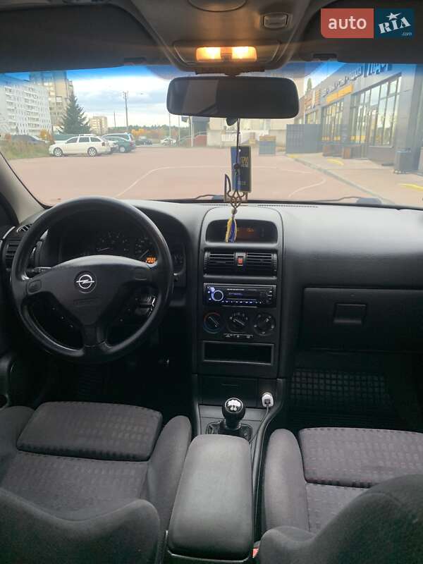 Универсал Opel Astra 2001 в Нетешине фото 12 Универсал Opel Astra 2001 в Нетешине