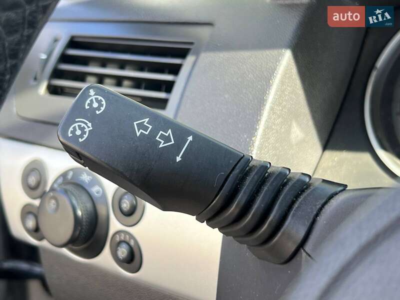 Универсал Opel Astra 2010 в Киеве фото 19 Универсал Opel Astra 2010 в Киеве