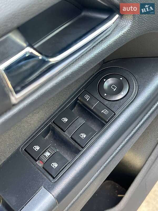 Универсал Opel Astra 2010 в Киеве фото 24 Универсал Opel Astra 2010 в Киеве